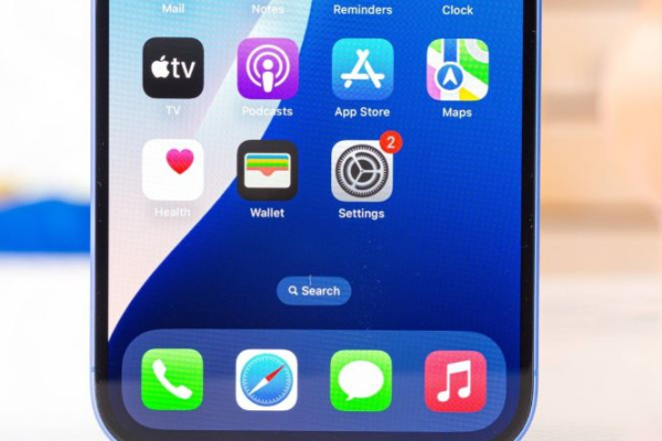 ES nurodo „Apple“ atverti prieigą prie „iOS“ pranešimų, leisti „AirDrop“ alternatyvas